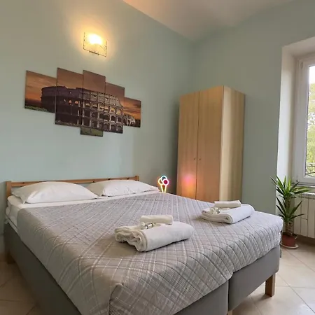Private In Center Of Bed & Breakfast *